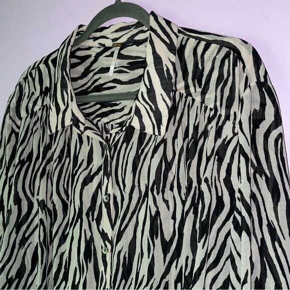 Free People Size L Top Ciara Button Up Chiffon Zebra Animal Print Shirt - Picture 2 of 8